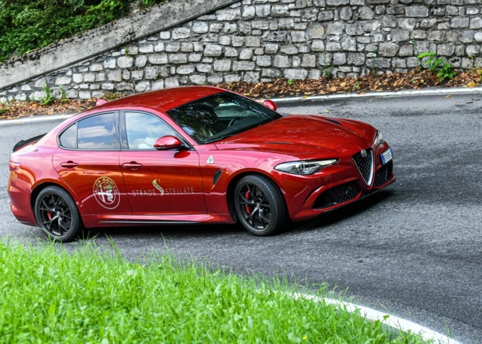 Alfa Romeo, tripletta di successo nel Car of The Year 2020