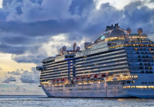 Royal Caribbean organizza due crociere a tema Eurovision 2025